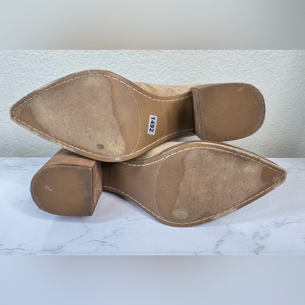 STEVE MADDEN Cedar Suede Ankle‎ Boot Camel Neutral Size 8.5 US Block Heel Bootie - Picture 8 of 8